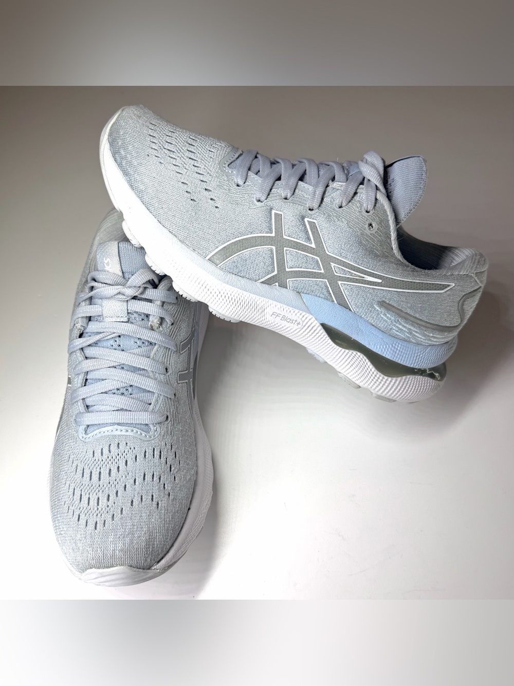 Asics Women’s Gel-Nimbus 24 Athletic Running Shoes Size- 6